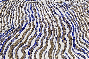Feldrhythmen, 2021, Acryl, Sand, Pigment Oel auf Leinwand, 58.5x58.5cm